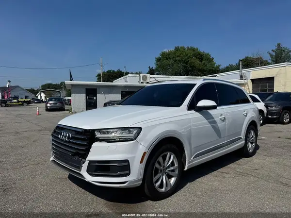 WA1LHAF7XJD045466 2018 AUDI Q7 - Image 2