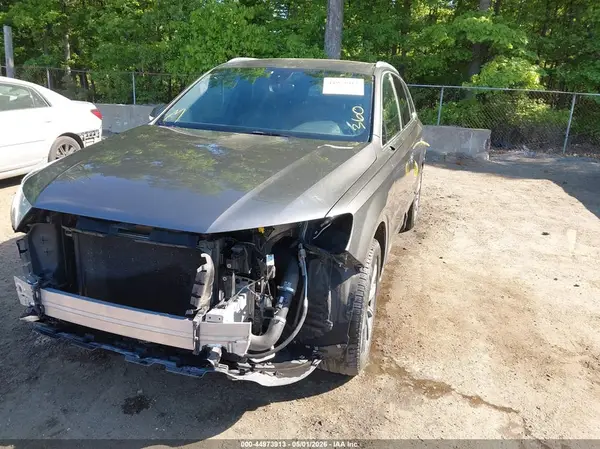 WA1LHAF7XJD045712 2018 AUDI Q7 - Image 2