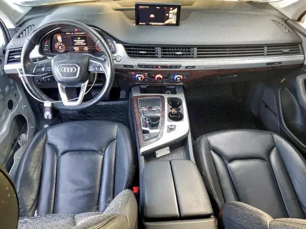 WA1LHAF7XJD046777 2018 AUDI Q7 - Image 8