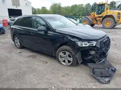 WA1LHAF7XJD049338 2018 AUDI Q7