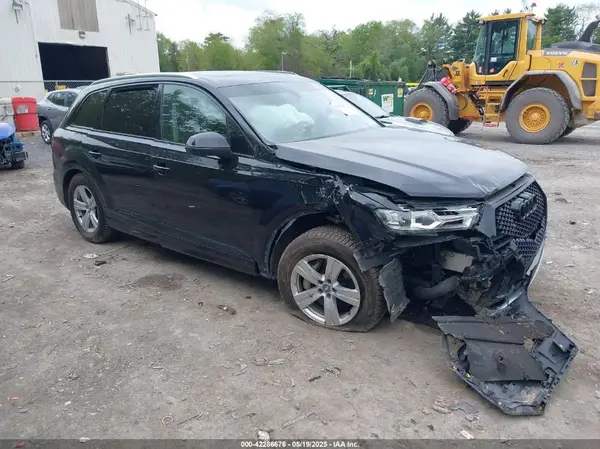WA1LHAF7XJD049338 2018 AUDI Q7 - Image 1