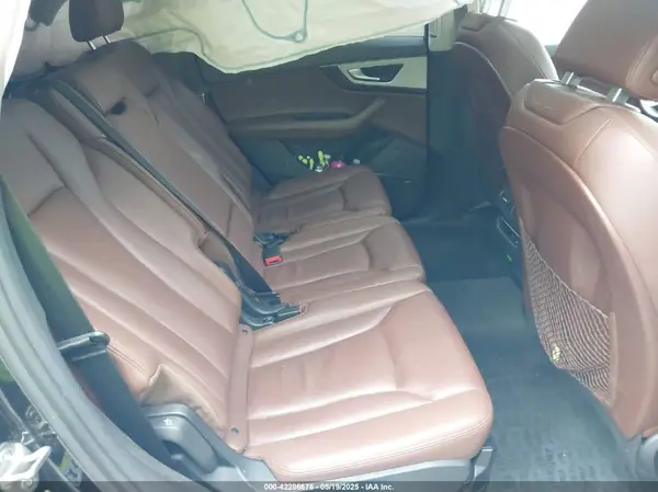 WA1LHAF7XJD049338 2018 AUDI Q7 - Image 8