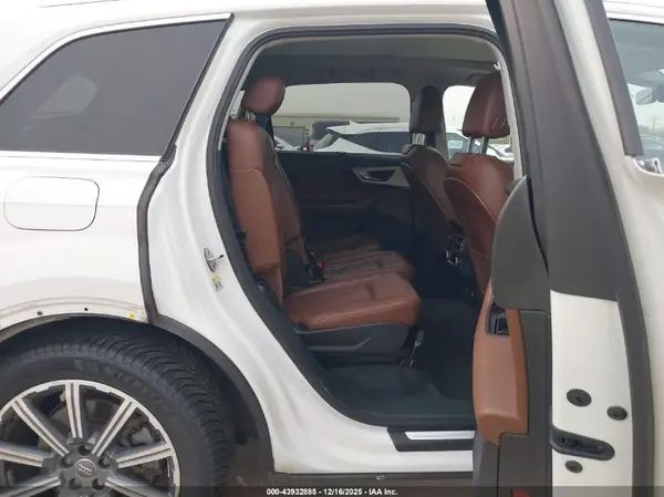 WA1LHAF7XKD033402 2019 AUDI Q7 - Image 8