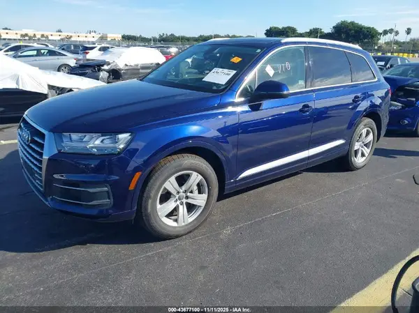 WA1LHAF7XKD039782 2019 AUDI Q7 - Image 2