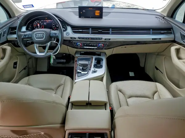 WA1LHAF7XKD040785 2019 AUDI Q7 - Image 8