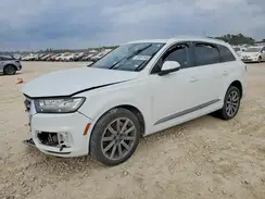 WA1LHAF7XKD042374 2019 AUDI Q7
