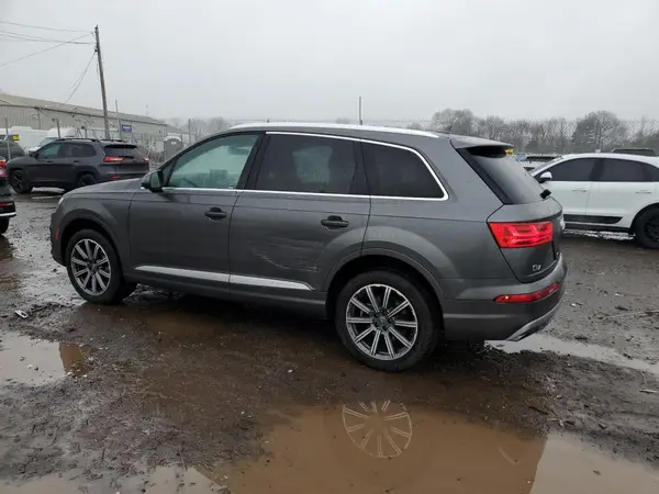 WA1LHAF7XKD042715 2019 AUDI Q7 - Image 2