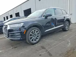 WA1LHAF7XKD043086 2019 AUDI Q7