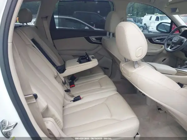 WA1LHAF7XKD044271 2019 AUDI Q7 - Image 8