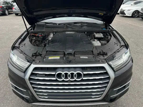 WA1LHAF7XKD044979 2019 AUDI Q7 - Image 8