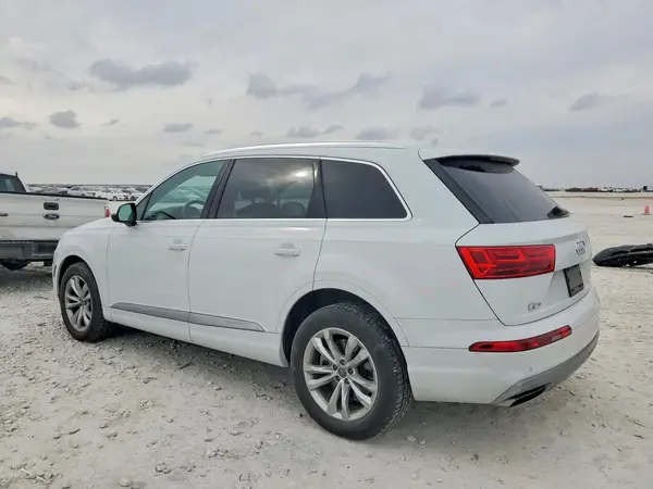 WA1LHBF70HD049459 2017 AUDI Q7 - Image 2