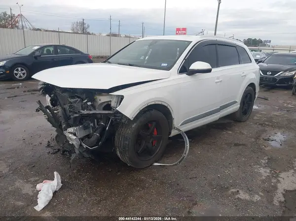 WA1LHBF71HD056520 2017 AUDI Q7 - Image 2