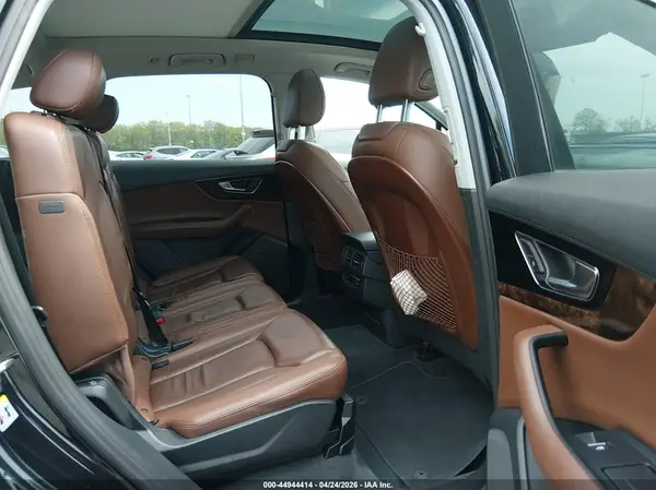 WA1LHBF73HD036561 2017 AUDI Q7 - Image 8