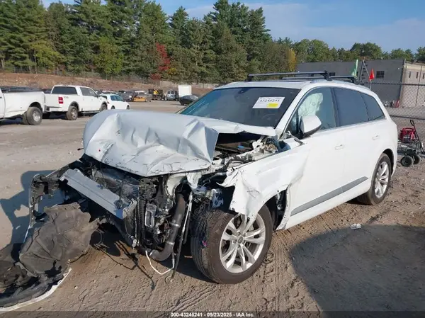 WA1LHBF74KD027553 2019 AUDI Q7 - Image 2