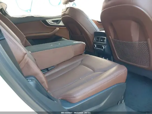 WA1LHBF74KD027553 2019 AUDI Q7 - Image 8
