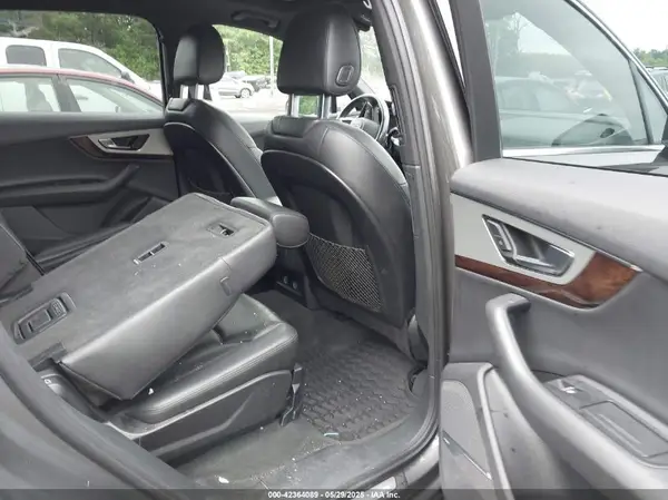 WA1LHBF75KD028291 2019 AUDI Q7 - Image 8