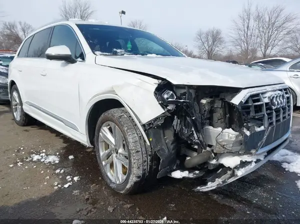 WA1LJAF71MD017225 2021 AUDI Q7 - Image 1