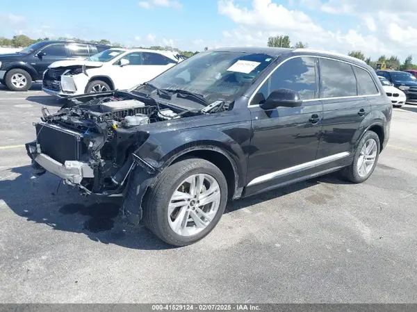 WA1LJAF72MD013135 2021 AUDI Q7 - Image 2
