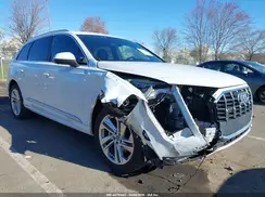 WA1LJAF75MD011685 2021 AUDI Q7