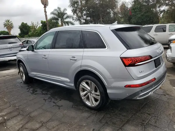 WA1LJAF76MD013008 2021 AUDI Q7 - Image 2