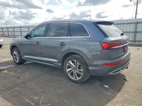 WA1LJAF76MD030889 2021 AUDI Q7 - Image 2