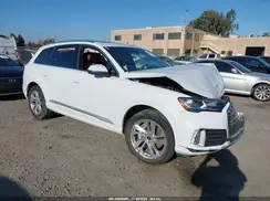 WA1LJAF76MD040063 2021 AUDI Q7
