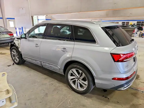 WA1LJAF79MD022396 2021 AUDI Q7 - Image 2
