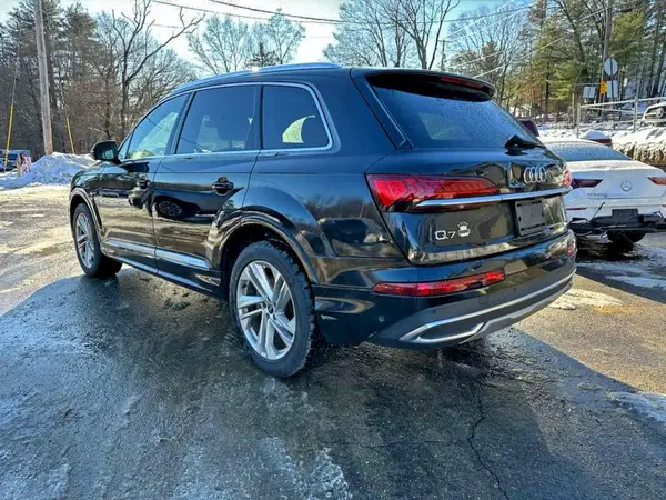 WA1LJAF79MD024813 2021 AUDI Q7 - Image 2