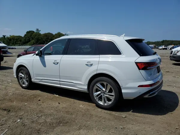 WA1LJAF7XMD020527 2021 AUDI Q7 - Image 2