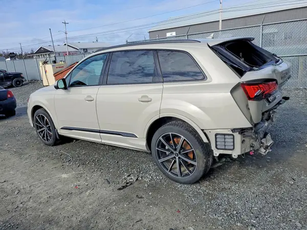 WA1LJBF71ND001033 2022 AUDI Q7 - Image 2
