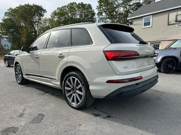 WA1LJBF72ND015961 2022 AUDI Q7 - Image 2