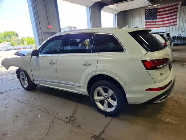WA1LJBF75ND022841 2022 AUDI Q7 - Image 2