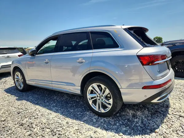 WA1LJBF77ND007760 2022 AUDI Q7 - Image 2