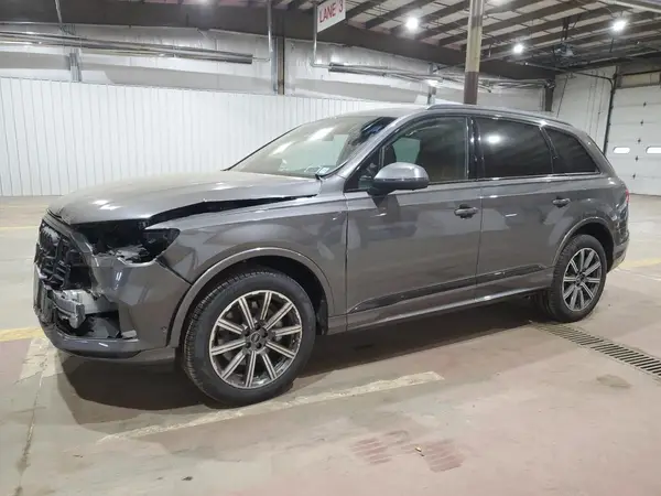 WA1LJBF78ND000770 2022 AUDI Q7 - Image 1
