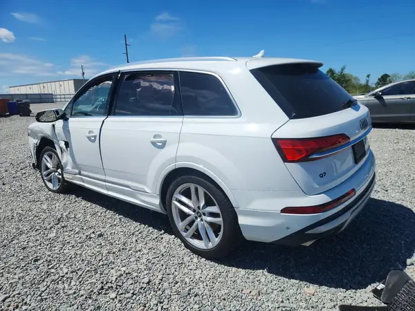WA1LVBF70SD028661 2025 AUDI Q7 - Image 2