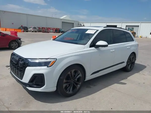 WA1LVBF71TD008386 2026 AUDI Q7 - Image 2