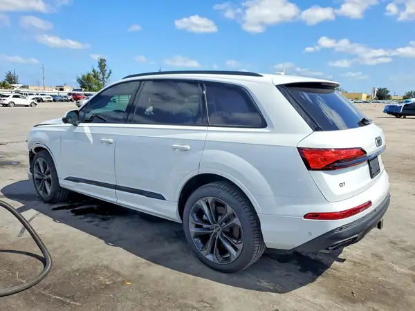 WA1LVBF73SD025494 2025 AUDI Q7 - Image 2