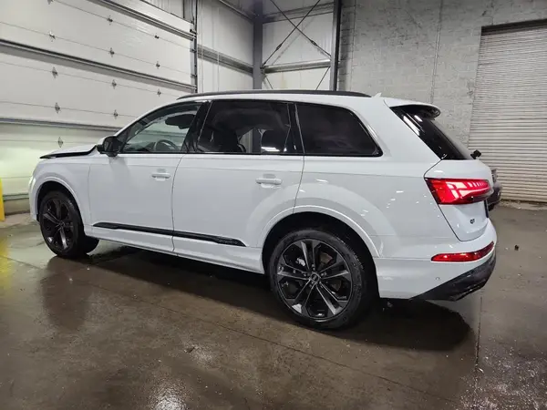 WA1LVBF74SD019039 2025 AUDI Q7 - Image 2