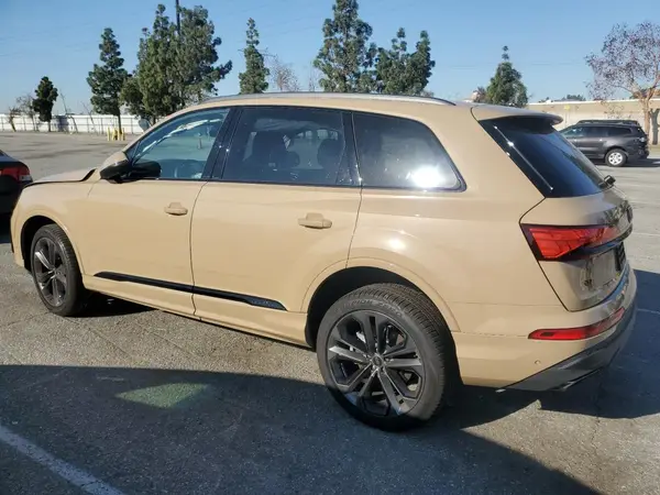 WA1LVBF75SD007014 2025 AUDI Q7 - Image 2