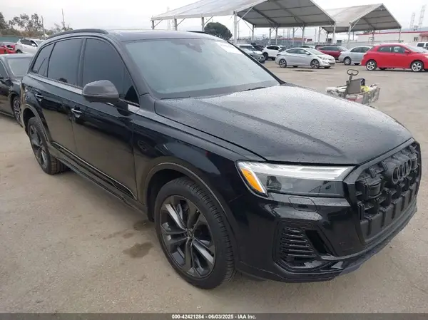 WA1LVBF76SD005899 2025 AUDI Q7 - Image 1