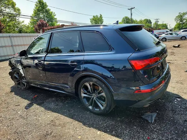 WA1LVBF76SD027062 2025 AUDI Q7 - Image 2