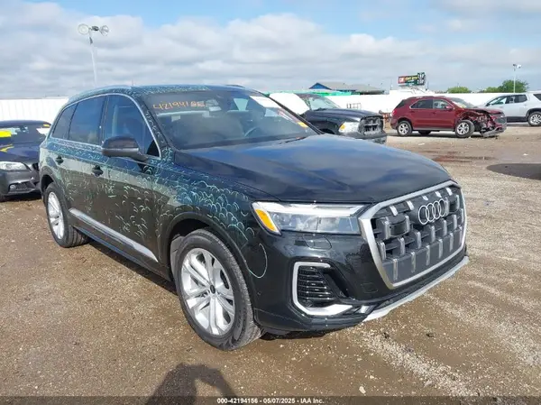 WA1LVBF77SD009895 2025 AUDI Q7 - Image 1