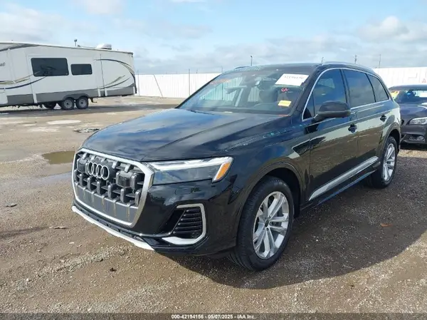 WA1LVBF77SD009895 2025 AUDI Q7 - Image 2
