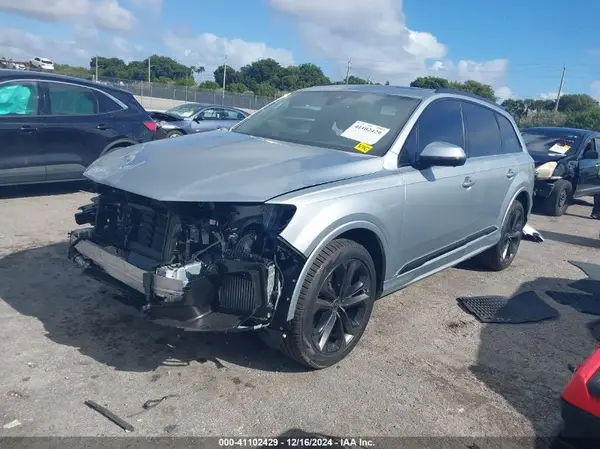 WA1LVBF79SD014211 2025 AUDI Q7 - Image 2
