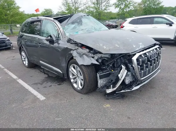 WA1LVBF7XSD017201 2025 AUDI Q7 - Image 1