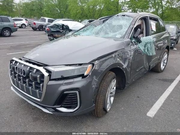 WA1LVBF7XSD017201 2025 AUDI Q7 - Image 2