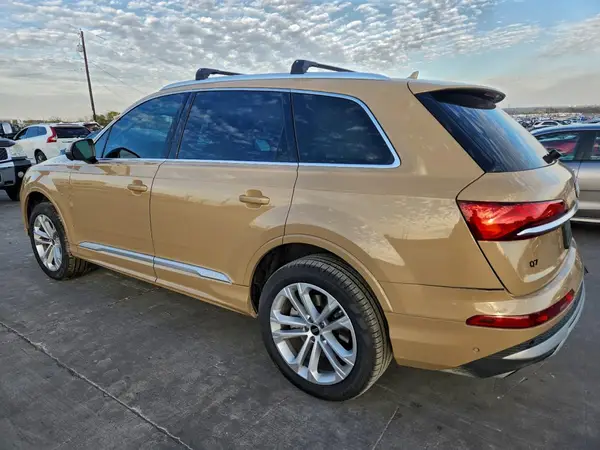 WA1LVBF7XSD017540 2025 AUDI Q7 - Image 2