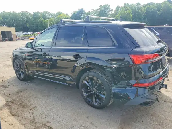 WA1LVBF7XSD027601 2025 AUDI Q7 - Image 2
