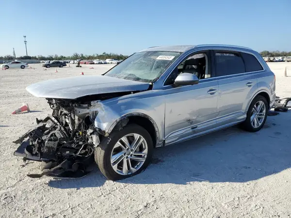 WA1LXAF70LD004642 2020 AUDI Q7 - Image 1