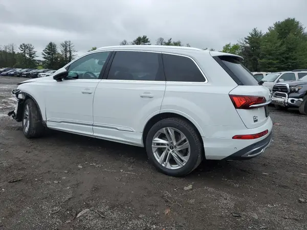 WA1LXAF70MD013083 2021 AUDI Q7 - Image 2